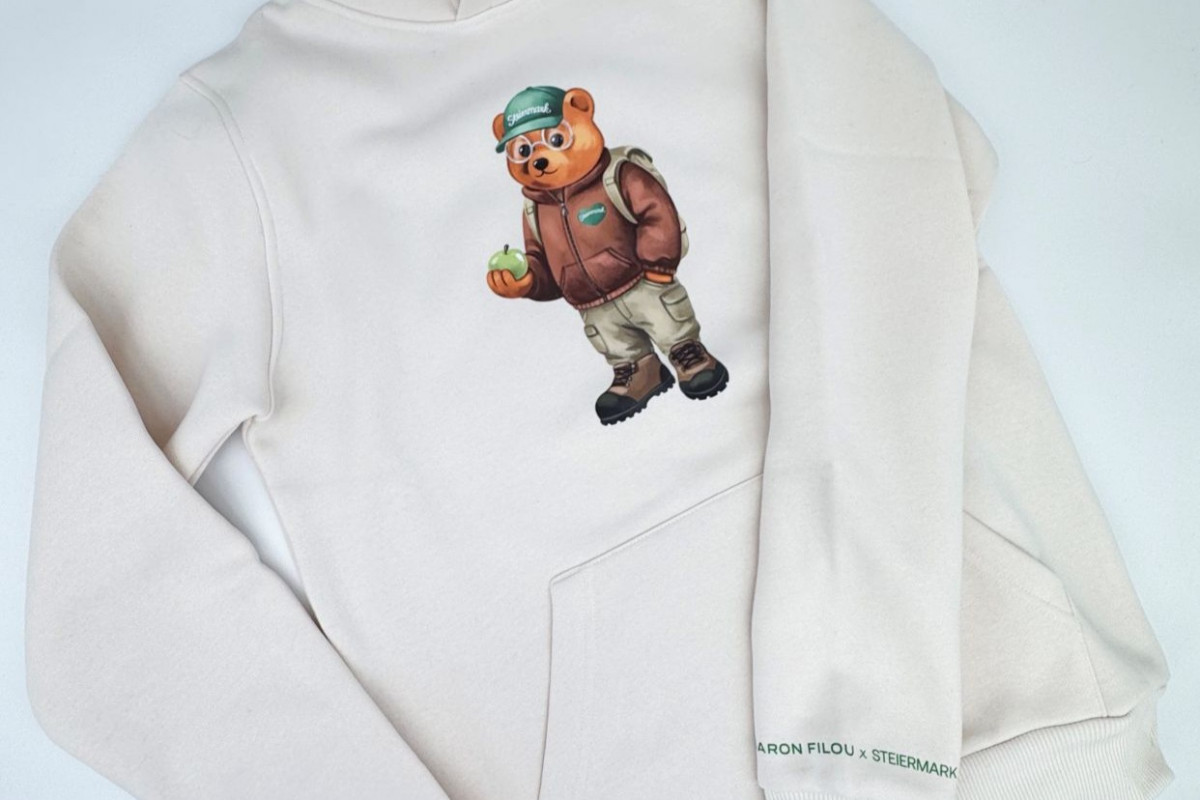 Baron Filou X Steiermark Hoodie Off-White